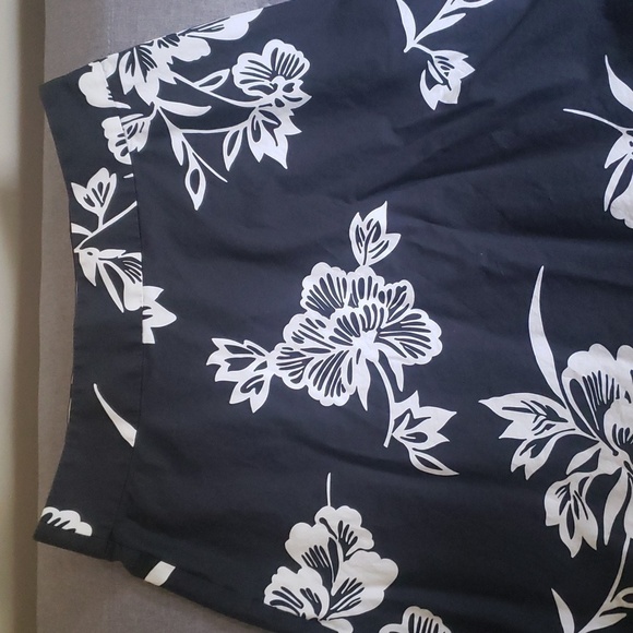 Gap Factory Store blue white floral size 12 100% cotton lightweight - Picture 3 of 11